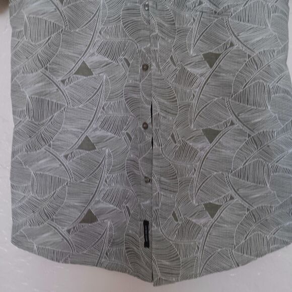 Molokai Surf Mens Short Sleeve Shirt M Collar Button Up Green Leaves Casual NWOT - Picture 5 of 10